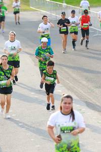 BIB: 
                            <button type="button" onclick="openModal(3553176)" class="btn btn-primary btn-sm float-right btn-popup" data-toggle="modal" data-target=".modal-high-quality">
                        <i class="fas fa-shopping-cart"></i> Add to Cart
                    </button>
                                            <button type="button" onclick="isThisMe(3553176, true)" class="btn btn-success btn-sm float-right btn-popup btn-isme hidden" data-toggle="tooltip" data-placement="bottom" title="นี่คือรูปของคุณใช่ไหม คลิกที่นี่เพื่อเอาเข้าอัลบั้ม">
                        <i class="fas fa-plus"></i> Add to album
                    </button>
                    <button type="button" onclick="isThisMe(3553176, false)" class="btn btn-warning btn-sm float-right btn-popup btn-isnotme hidden">
                        <i class="fas fa-ban"></i> Remove from album
                    </button>